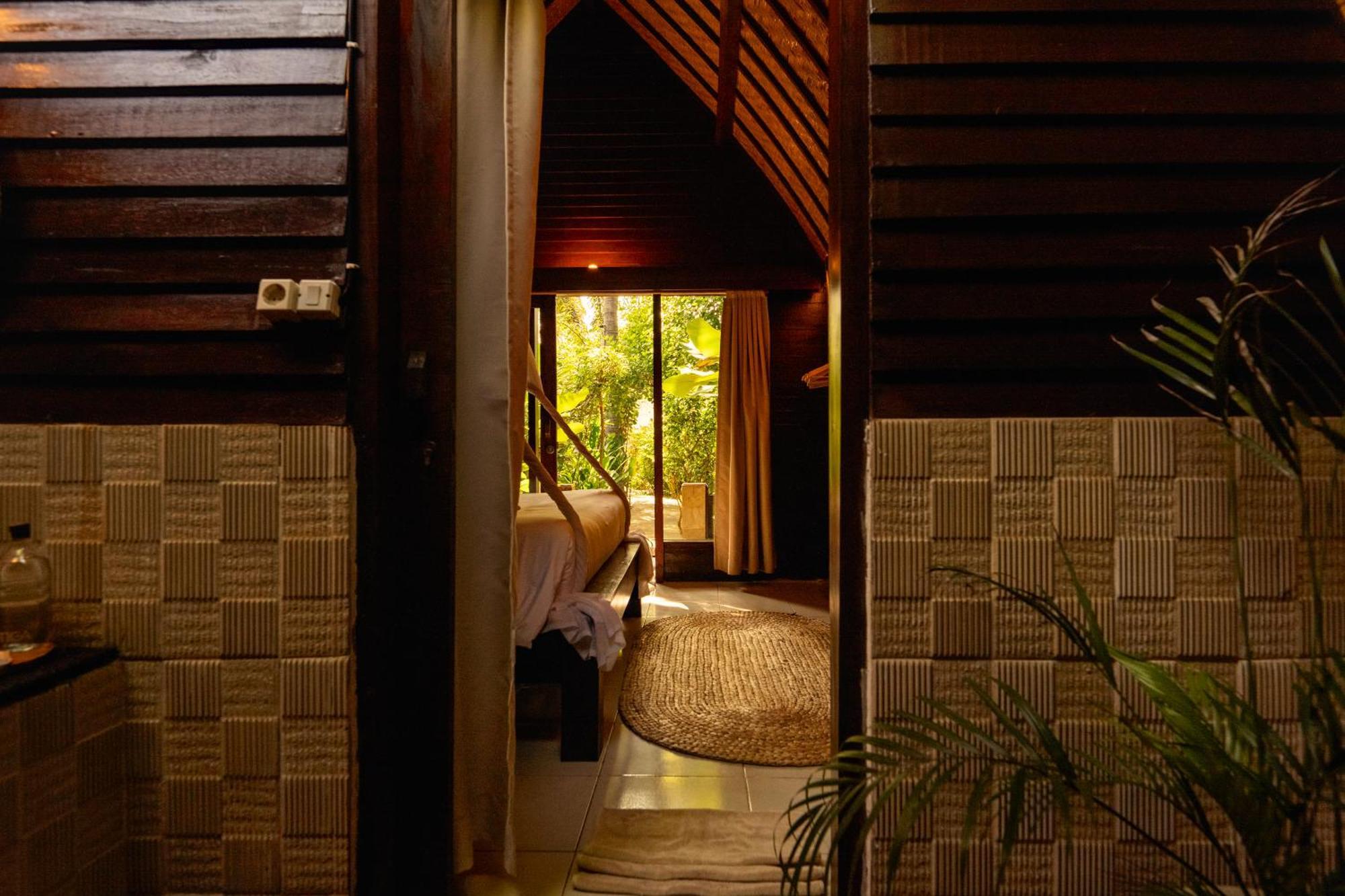 Selvatica Hotel Gili Air Exterior photo