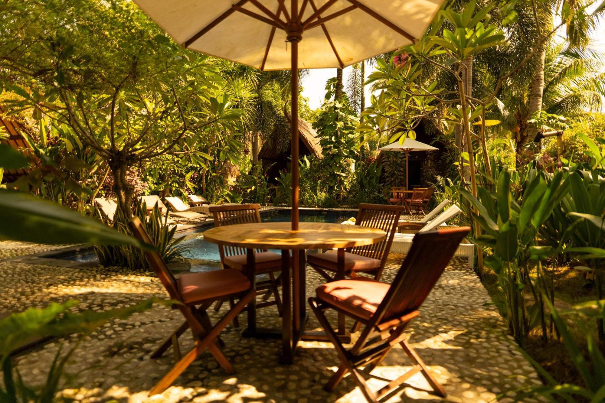Selvatica Hotel Gili Air Exterior photo